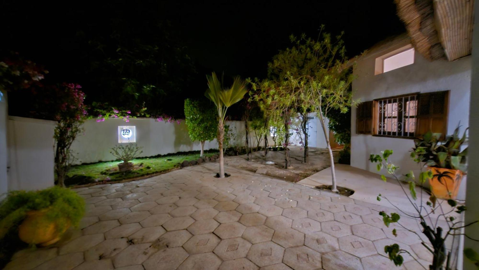 Villa My Moon - En Bord De Mer Au Coeur De Saly Exterior foto